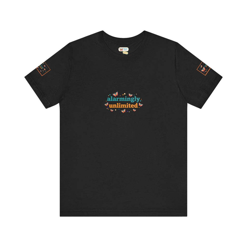 T-shirt Alarmingy Unlimited — Maglietta Grafica con Farfalla e Bruco Stravaganti