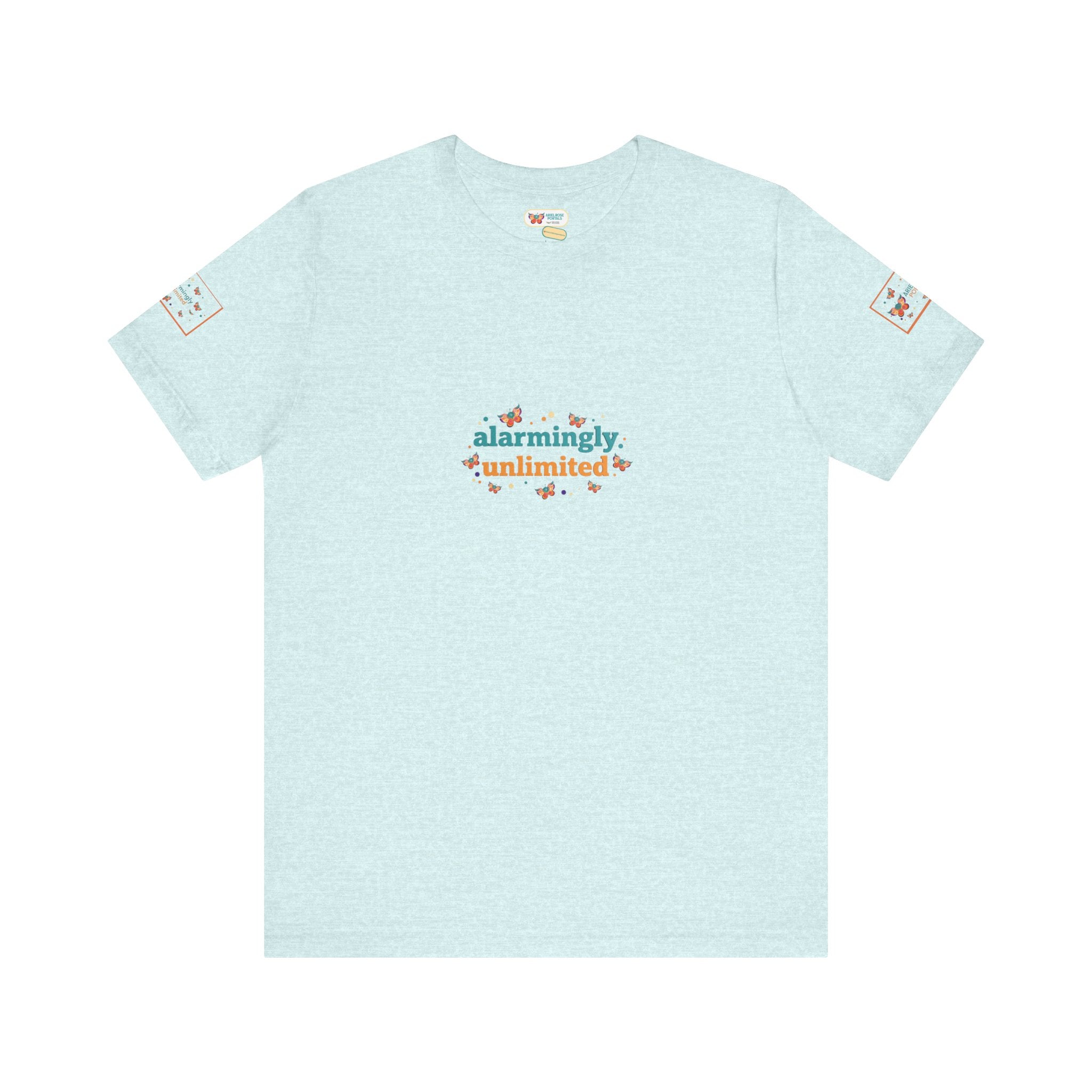T-shirt Alarmingy Unlimited — Maglietta Grafica con Farfalla e Bruco Stravaganti