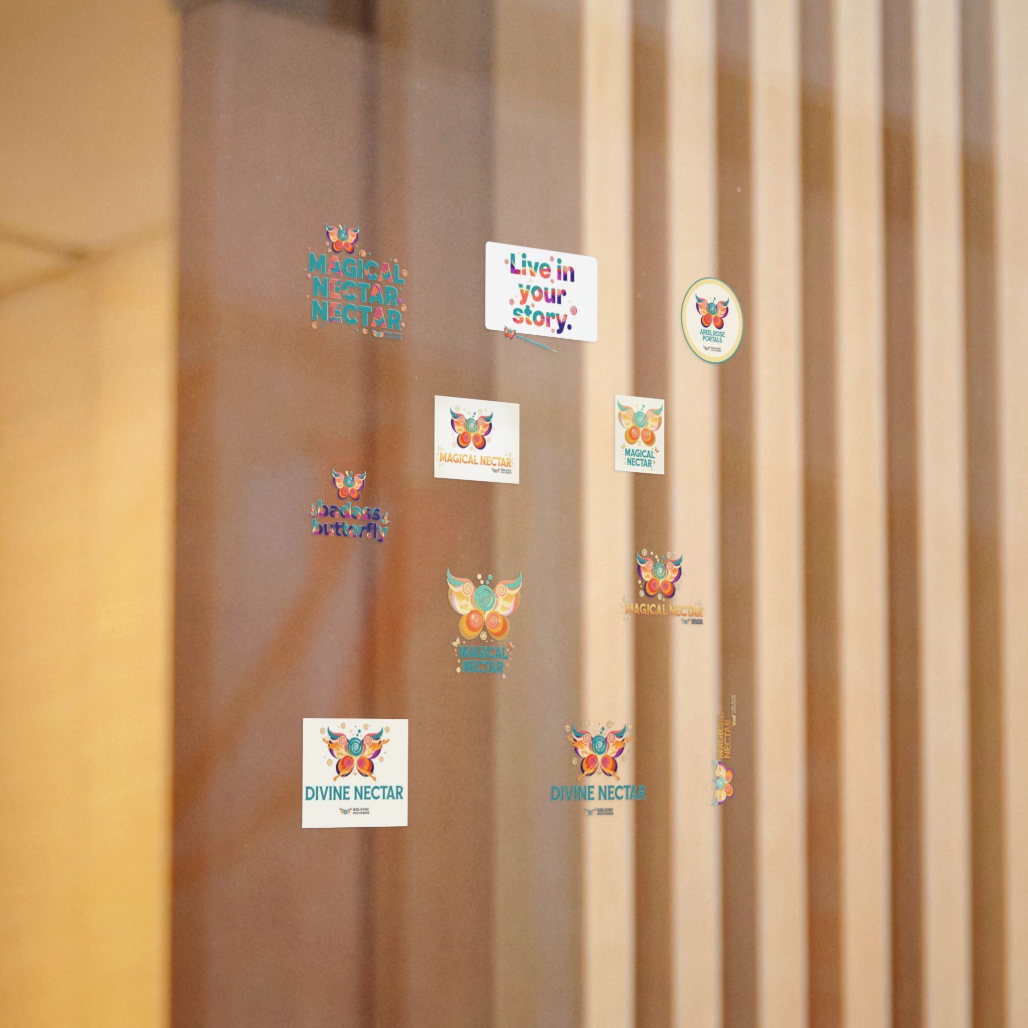 Divine Nectar Butterfly Sticker Pack — Adesivi permanenti fustellati DTF decorativi impermeabili per esterni (Live in Your Story)