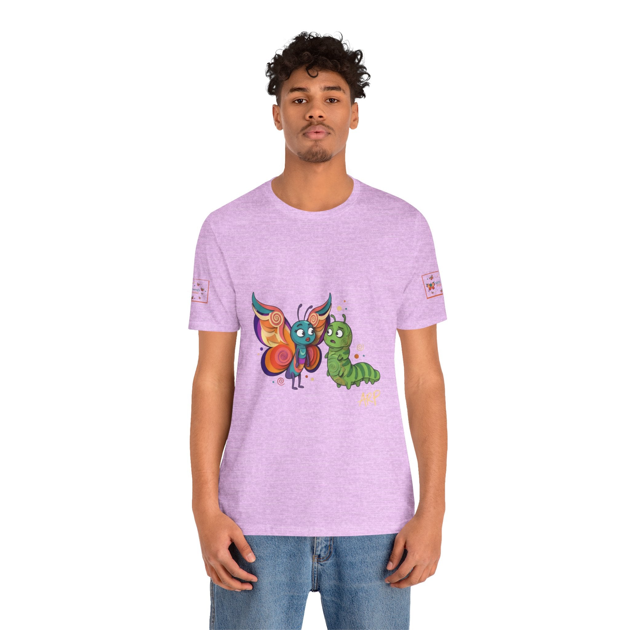 Allarmante T-Shirt Unlimited Tee Flip Variant — Maglietta Grafica Stravagante Farfalla e Bruco