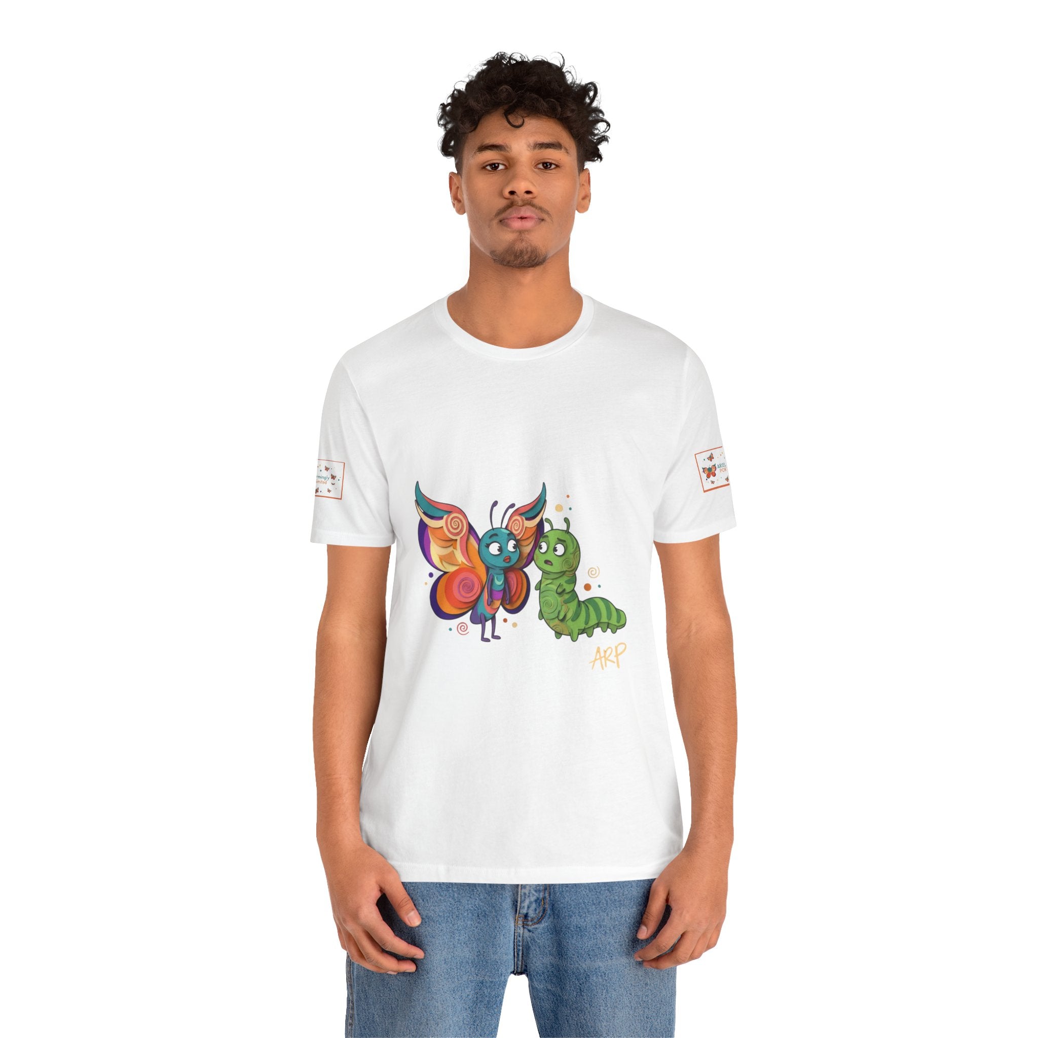 Allarmante T-Shirt Unlimited Tee Flip Variant — Maglietta Grafica Stravagante Farfalla e Bruco