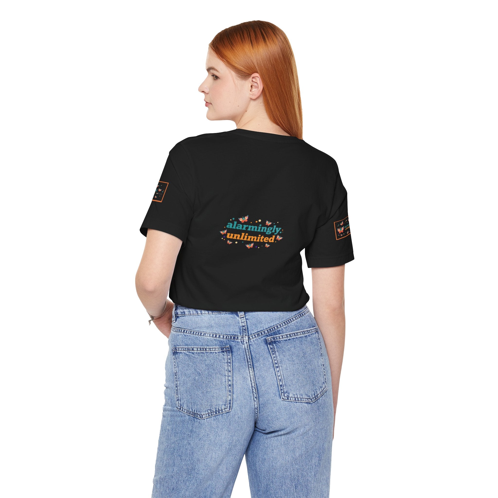 Allarmante T-Shirt Unlimited Tee Flip Variant — Maglietta Grafica Stravagante Farfalla e Bruco