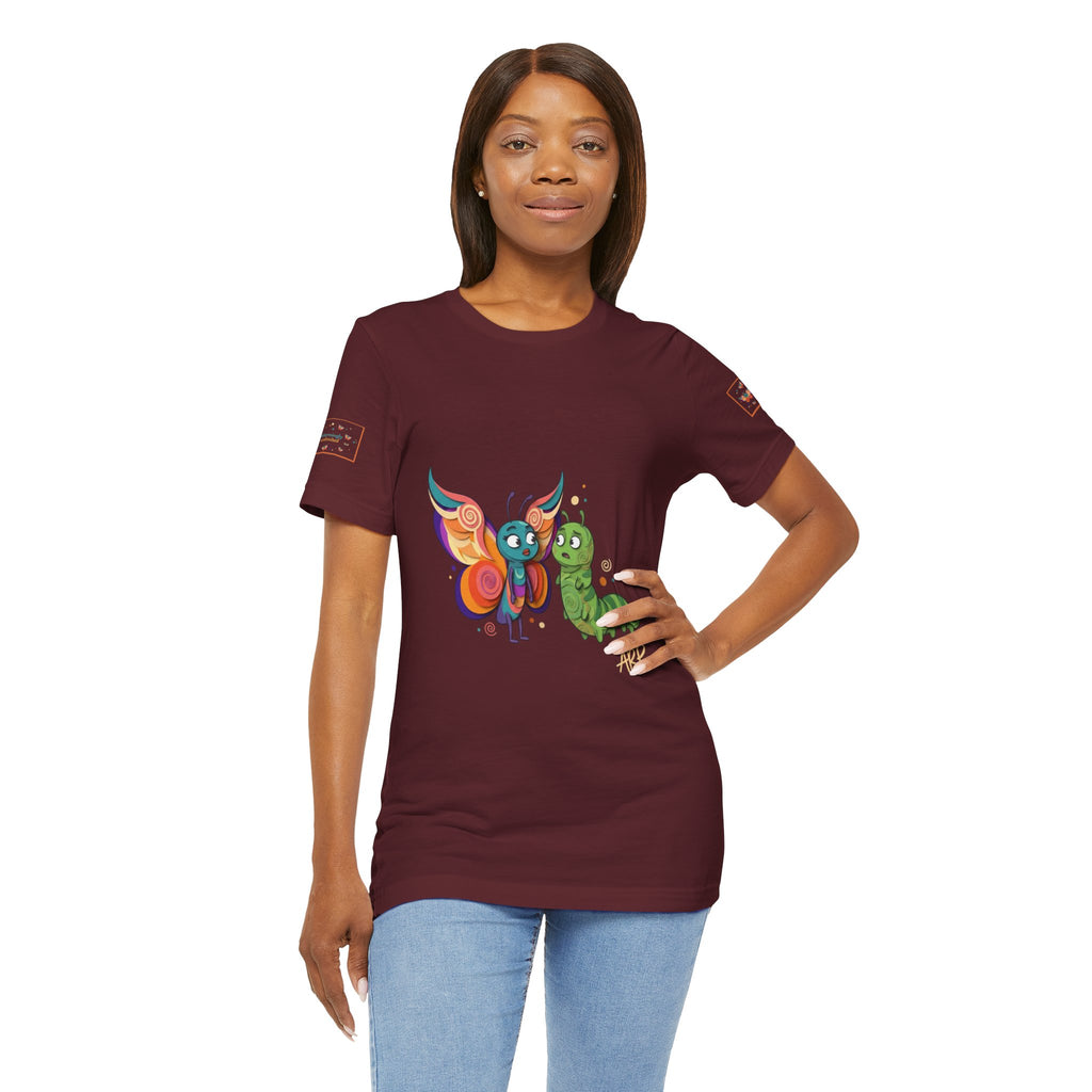 Allarmante T-Shirt Unlimited Tee Flip Variant — Maglietta Grafica Stravagante Farfalla e Bruco