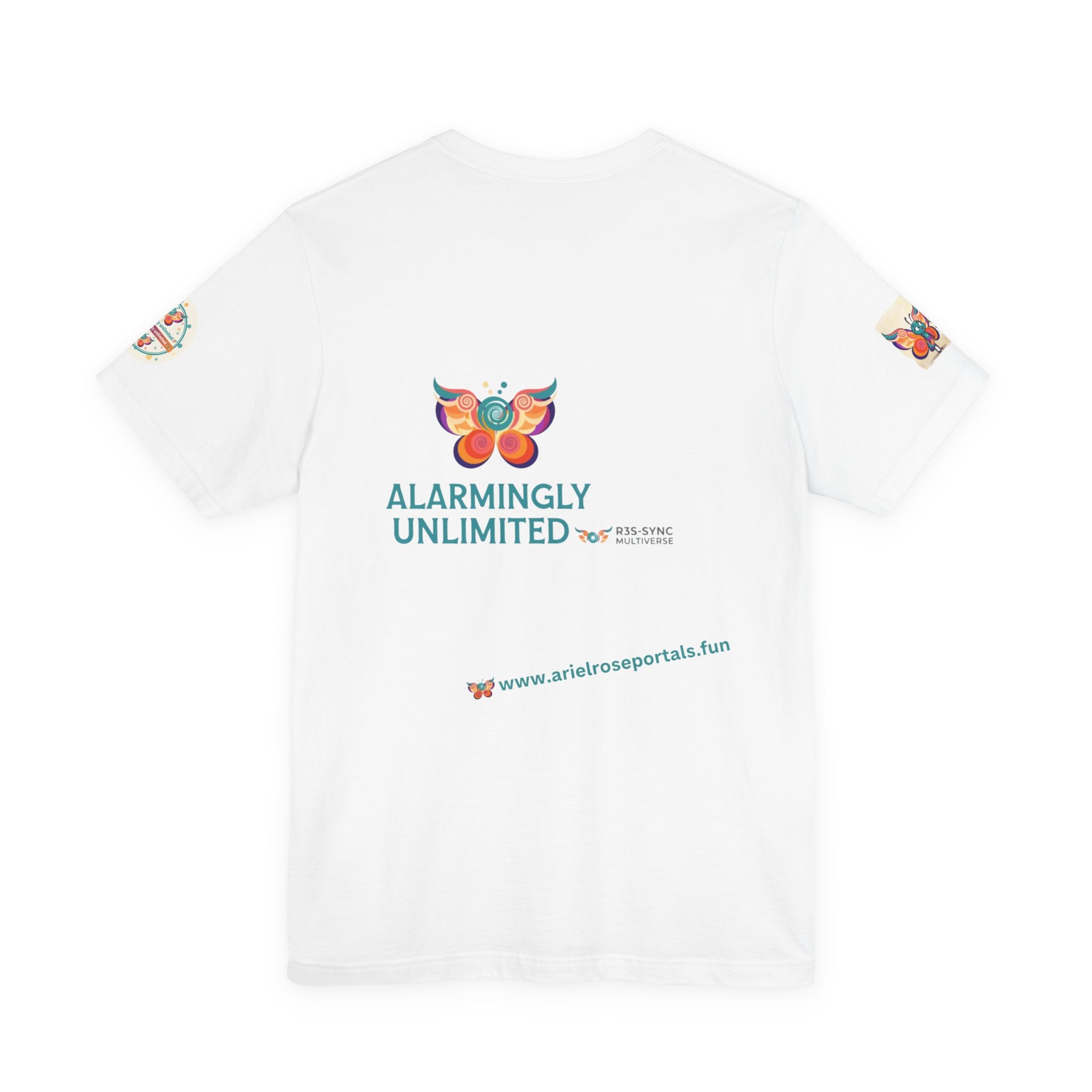 T-shirt Allarmantemente Infinite Farfalle — Maglietta Divertente con Cartoni Animati Bruco e Farfalla