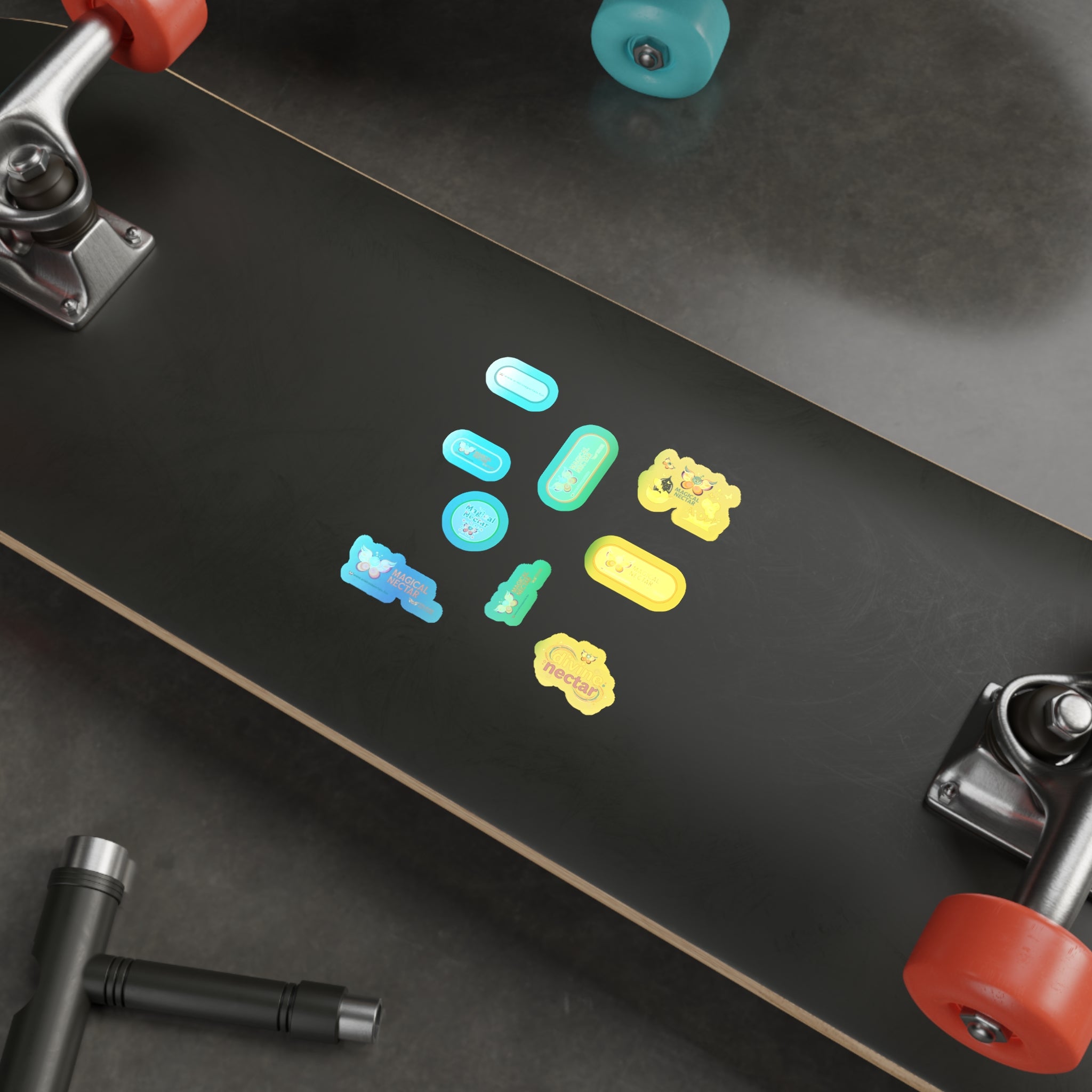 Adesivo fustellato olografico — 'Magical Divine Nectar Ariel Rose Portals' Vinile iridescente impermeabile per esterni