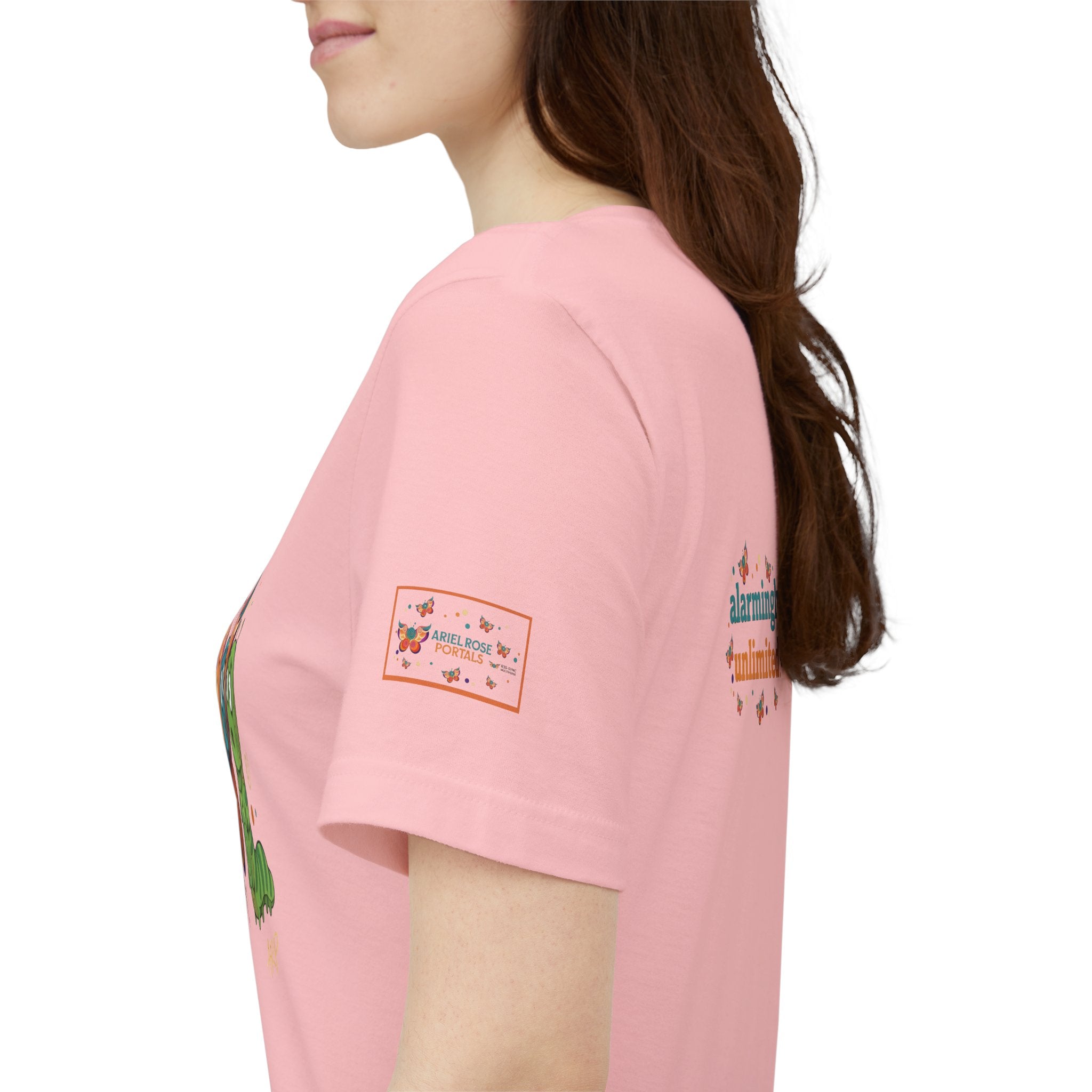 Allarmante T-Shirt Unlimited Tee Flip Variant — Maglietta Grafica Stravagante Farfalla e Bruco