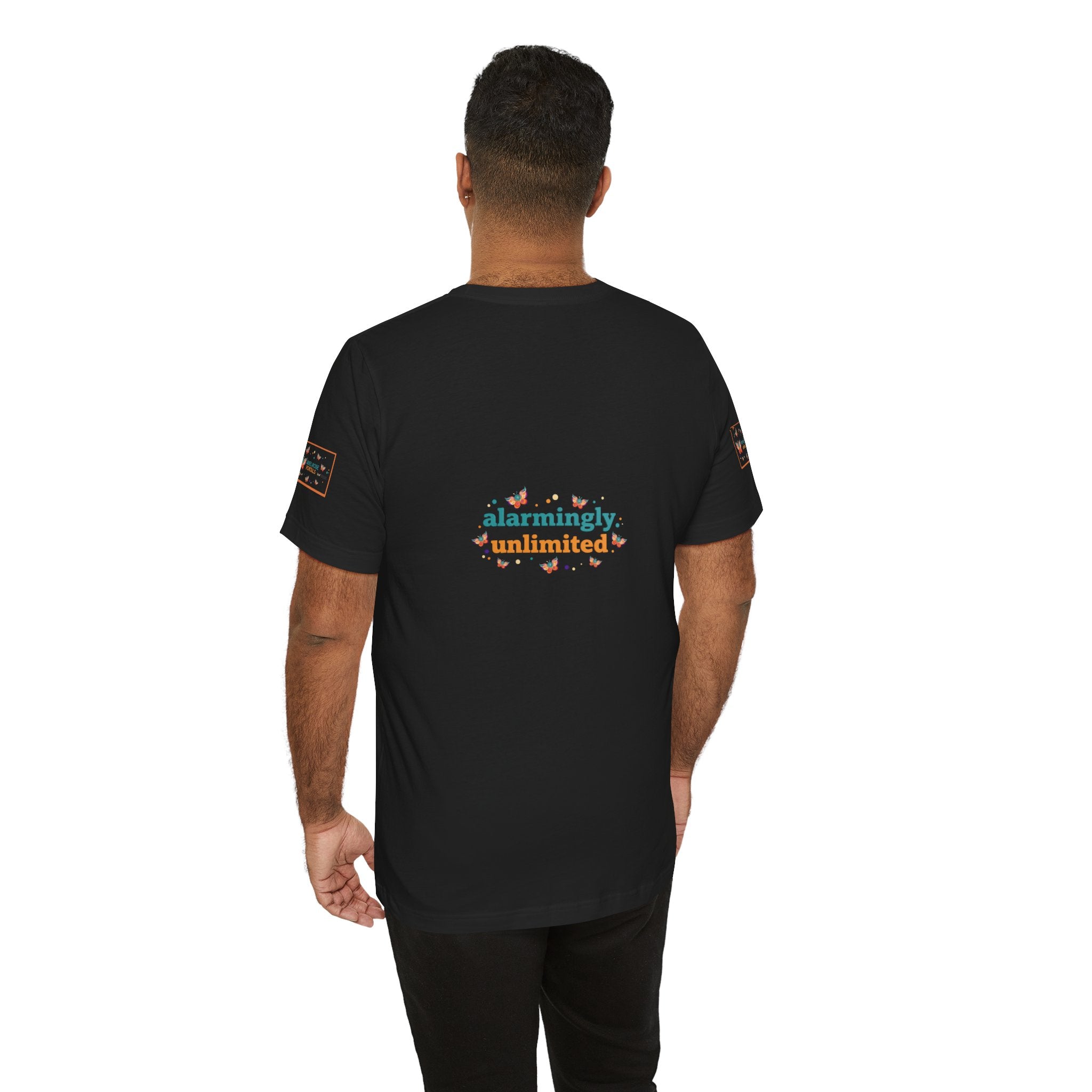 Allarmante T-Shirt Unlimited Tee Flip Variant — Maglietta Grafica Stravagante Farfalla e Bruco