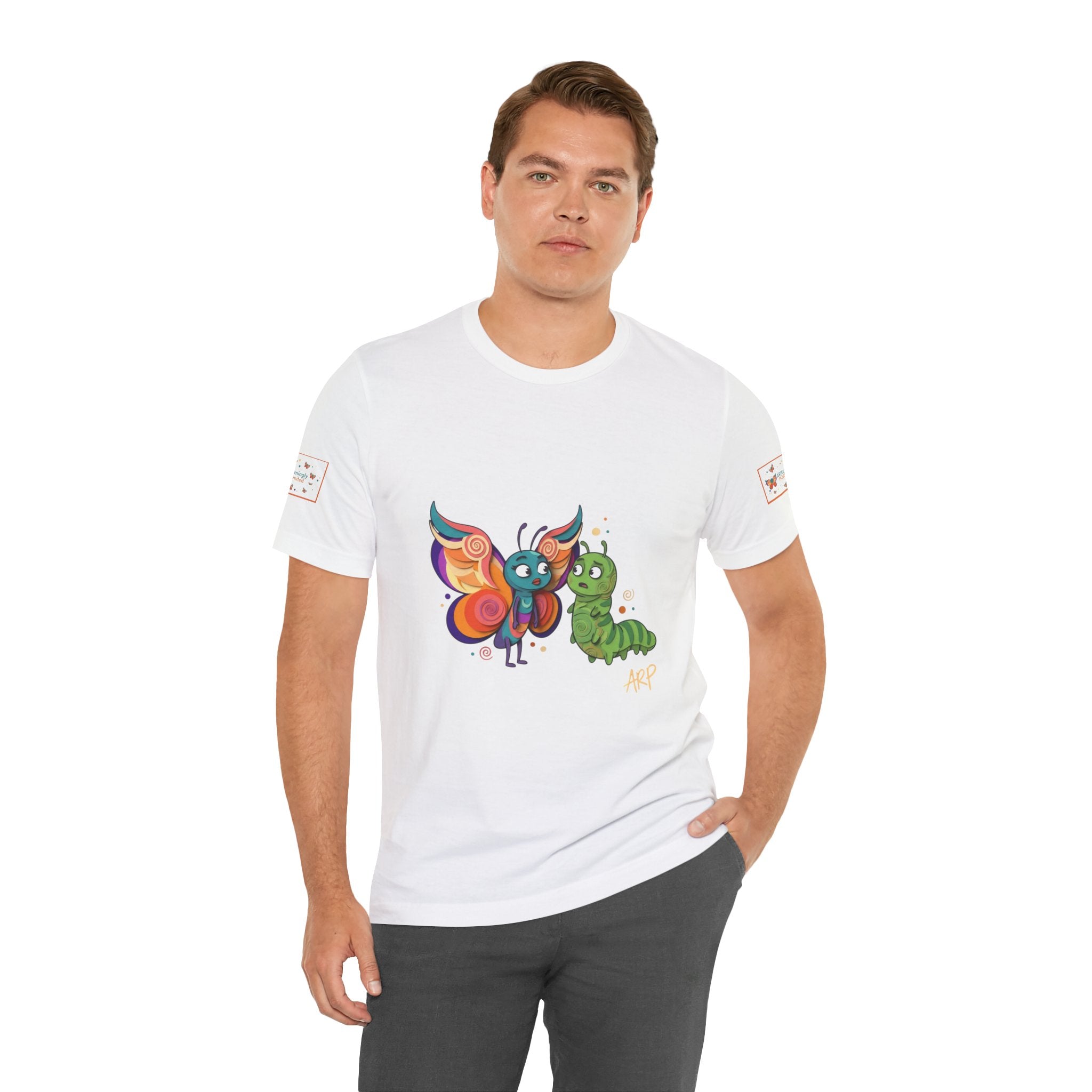 Allarmante T-Shirt Unlimited Tee Flip Variant — Maglietta Grafica Stravagante Farfalla e Bruco